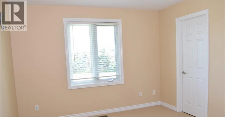 242 Buttercup Court, Waterloo, ON, N2V 2W8 - 22