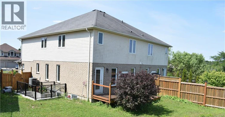 242 Buttercup Court, Waterloo, ON, N2V 2W8 - 33
