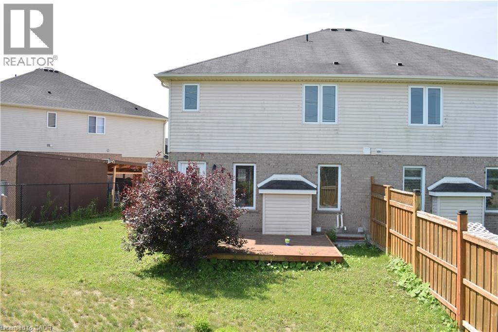 242 Buttercup Court, Waterloo, ON, N2V 2W8 - 34