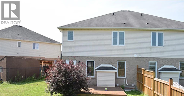 242 Buttercup Court, Waterloo, ON, N2V 2W8 - 34