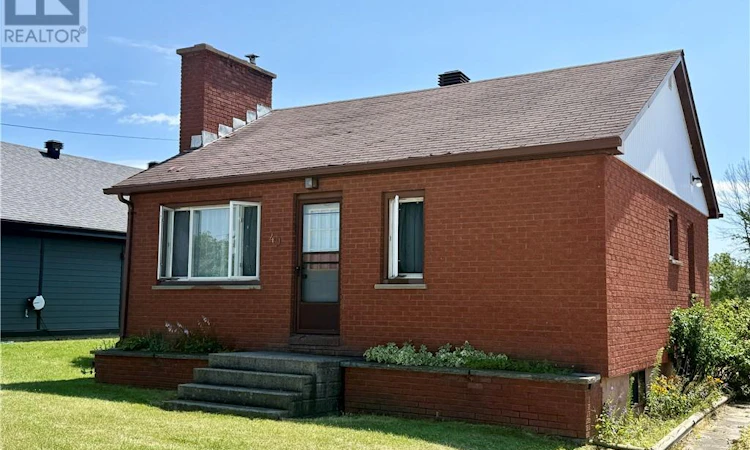 49 Wilson Street E