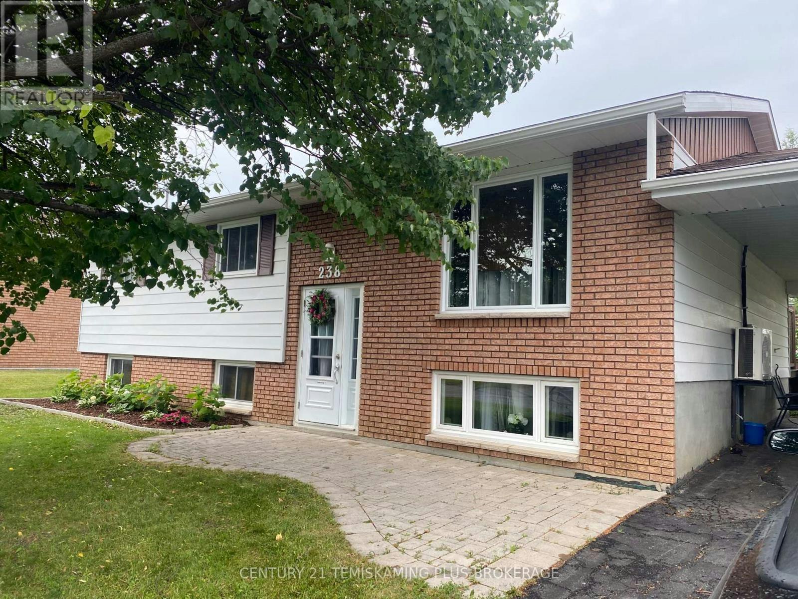 238 Rondeau Road, Temiskaming Shores, ON, P0J 1P0