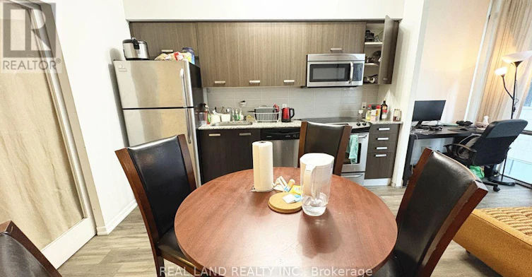502-832 Bay Street, Toronto, ON, M5S 1Z6 - 5
