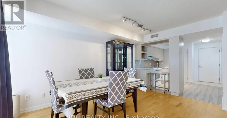 1037-111 Elizabeth Street, Toronto, ON, M5G 1P7 - 12