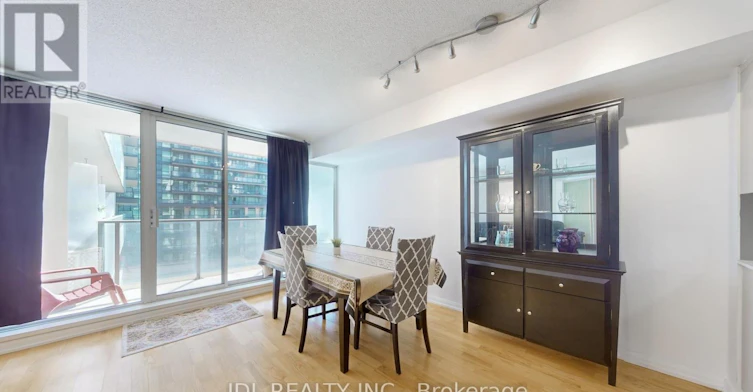 1037-111 Elizabeth Street, Toronto, ON, M5G 1P7 - 10