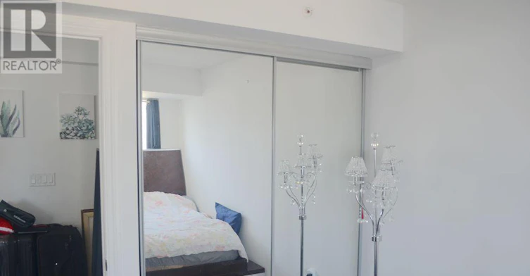 2002-386 Yonge Street, Toronto, ON, M5B 0A5 - 8