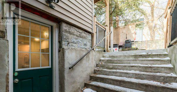 237 Rhodes Avenue, Toronto, ON, M4L 3A2 - 13