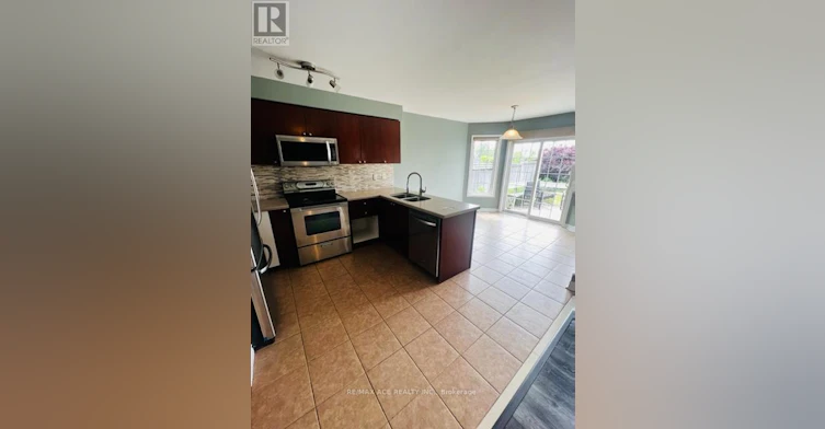 1512 Pennel Drive, Oshawa, ON, L1K 0J8 - 3