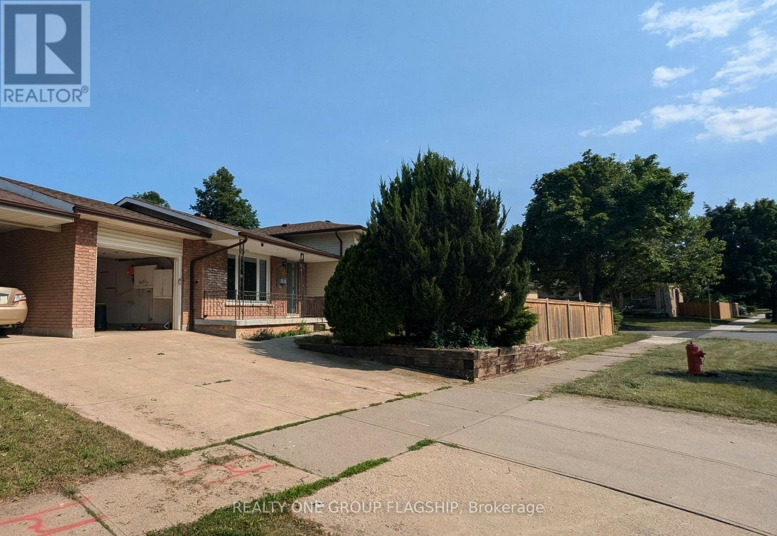 UPPER-7 Greening Avenue, Hamilton, ON, L8E 3Z8 - 2