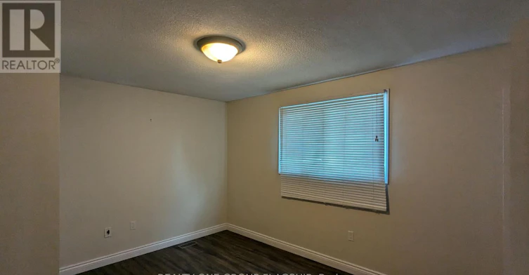 UPPER-7 Greening Avenue, Hamilton, ON, L8E 3Z8 - 13