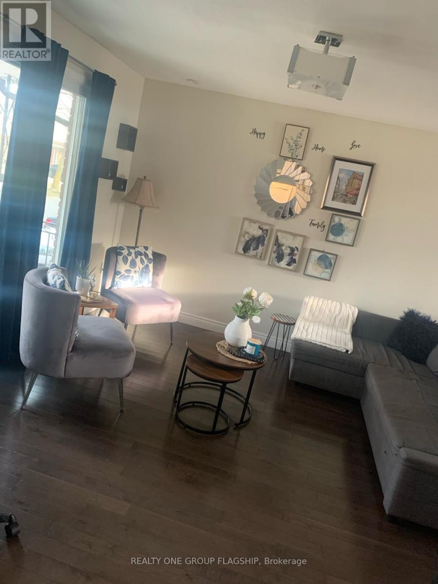 UPPER-7 Greening Avenue, Hamilton, ON, L8E 3Z8 - 3