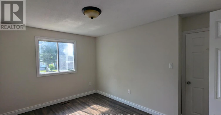UPPER-7 Greening Avenue, Hamilton, ON, L8E 3Z8 - 15