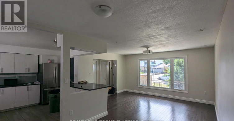 UPPER-7 Greening Avenue, Hamilton, ON, L8E 3Z8 - 7