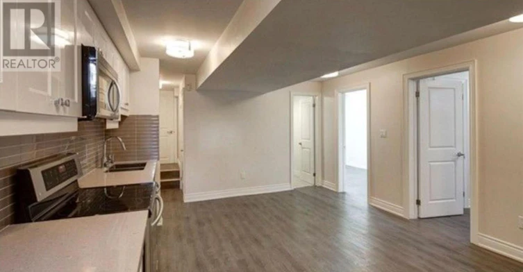 BXMT-892 Palmerston Avenue, Toronto, ON, M6G 2S2 - 6