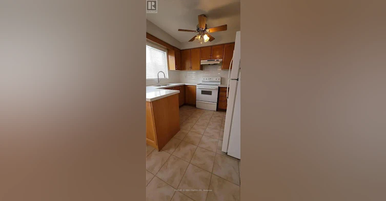 L5M 6Y5-4010 Coachman Circle, Mississauga, ON, L5M 6Y5 - 8