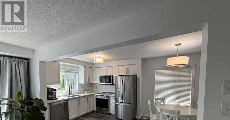 4686 Tassie Road, Burlington, ON, L7M 0K5 - 10