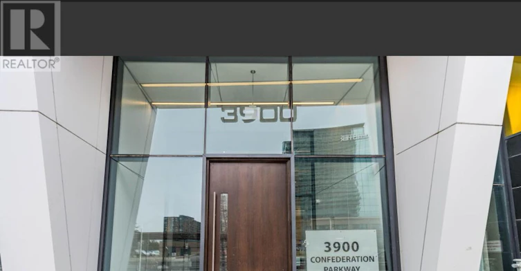 5206-3900 Confederation Parkway, Mississauga, ON, L5B 0M3