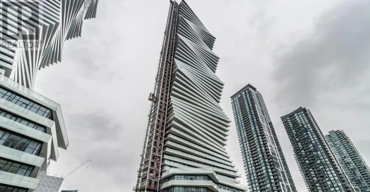5206-3900 Confederation Parkway, Mississauga, ON, L5B 0M3 - 2