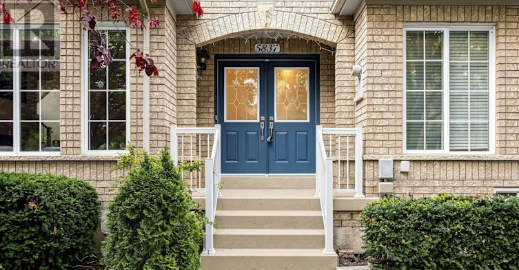 5837 Rainberry Drive, Mississauga, ON, L5M 6S2 - 2