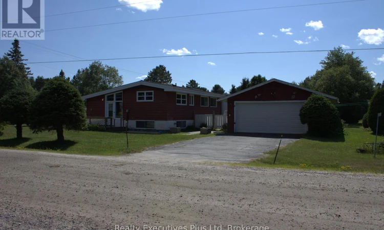 106 Cheryl Crescent