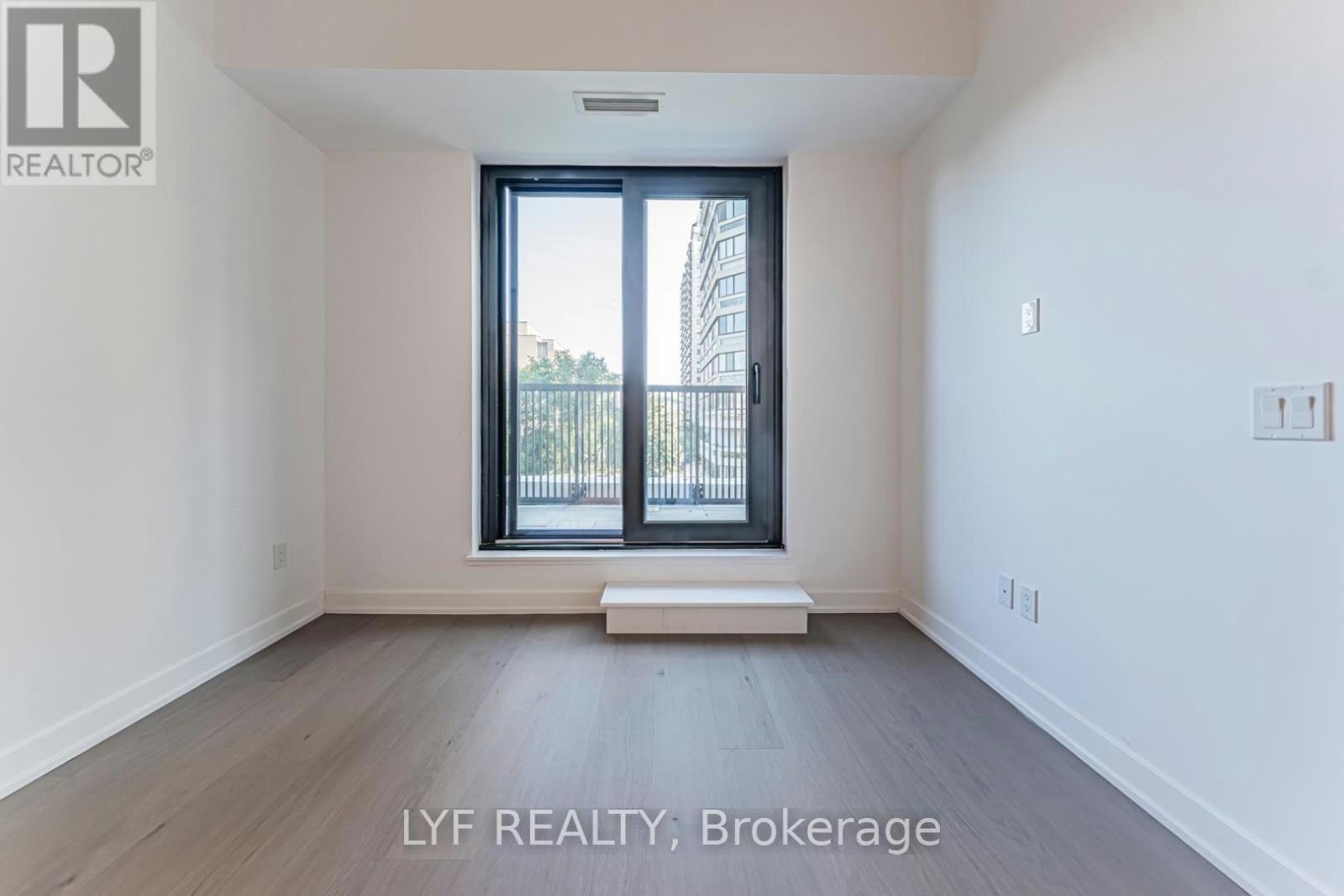 826-91 Montclair Avenue, Toronto, ON, M5P 0B1 - 9