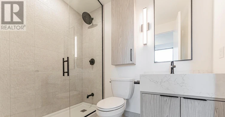 826-91 Montclair Avenue, Toronto, ON, M5P 0B1 - 14