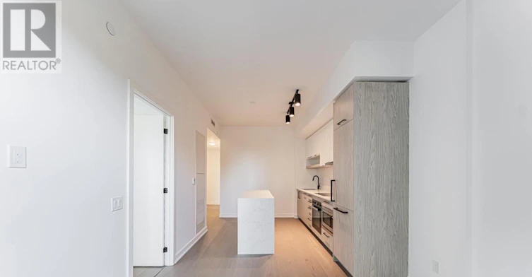 826-91 Montclair Avenue, Toronto, ON, M5P 0B1 - 3
