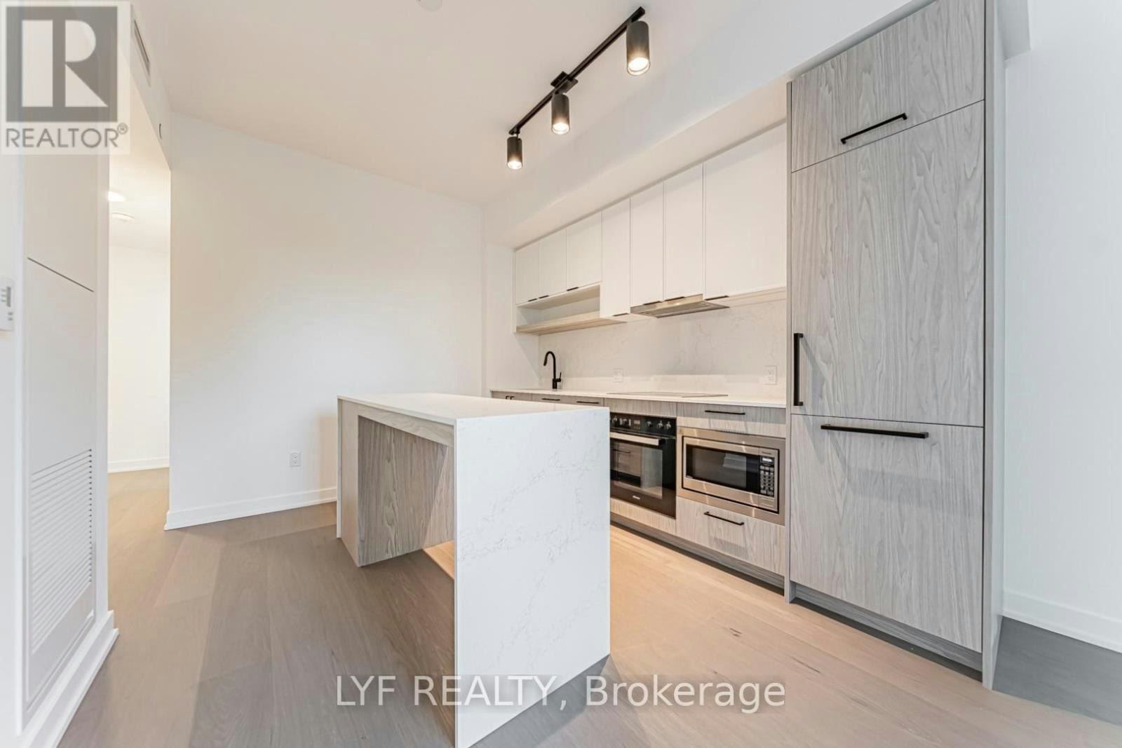 826-91 Montclair Avenue, Toronto, ON, M5P 0B1 - 6