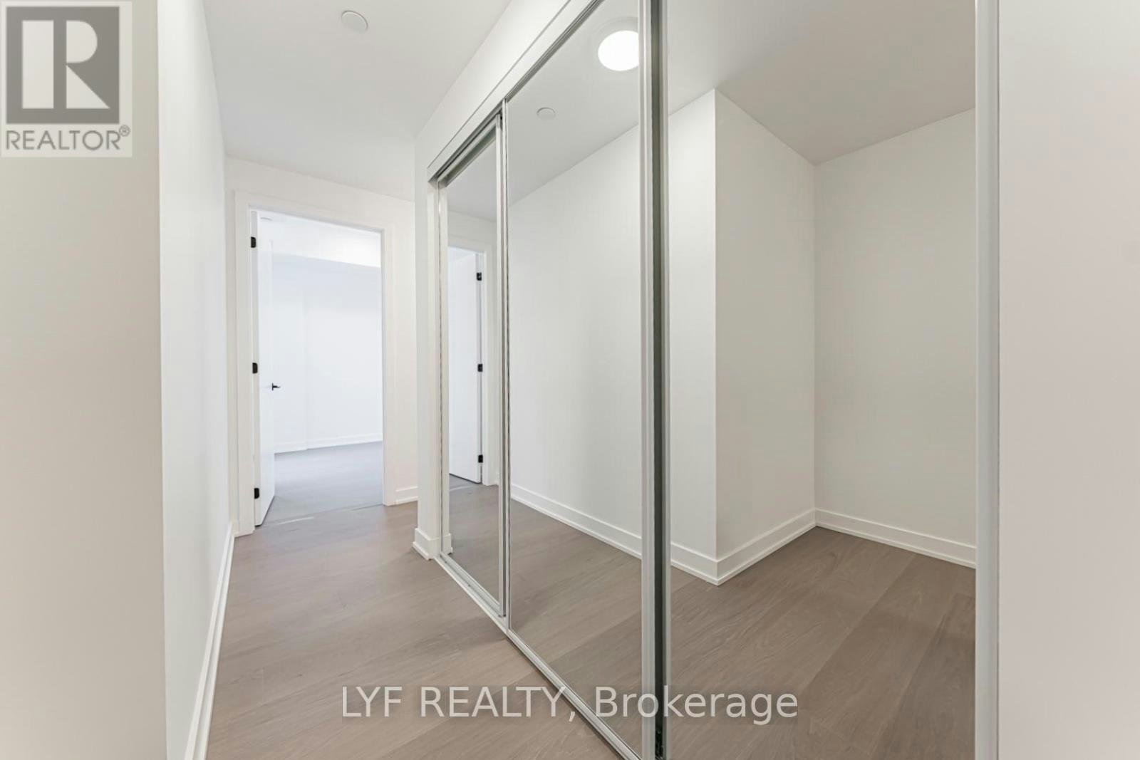 826-91 Montclair Avenue, Toronto, ON, M5P 0B1 - 5