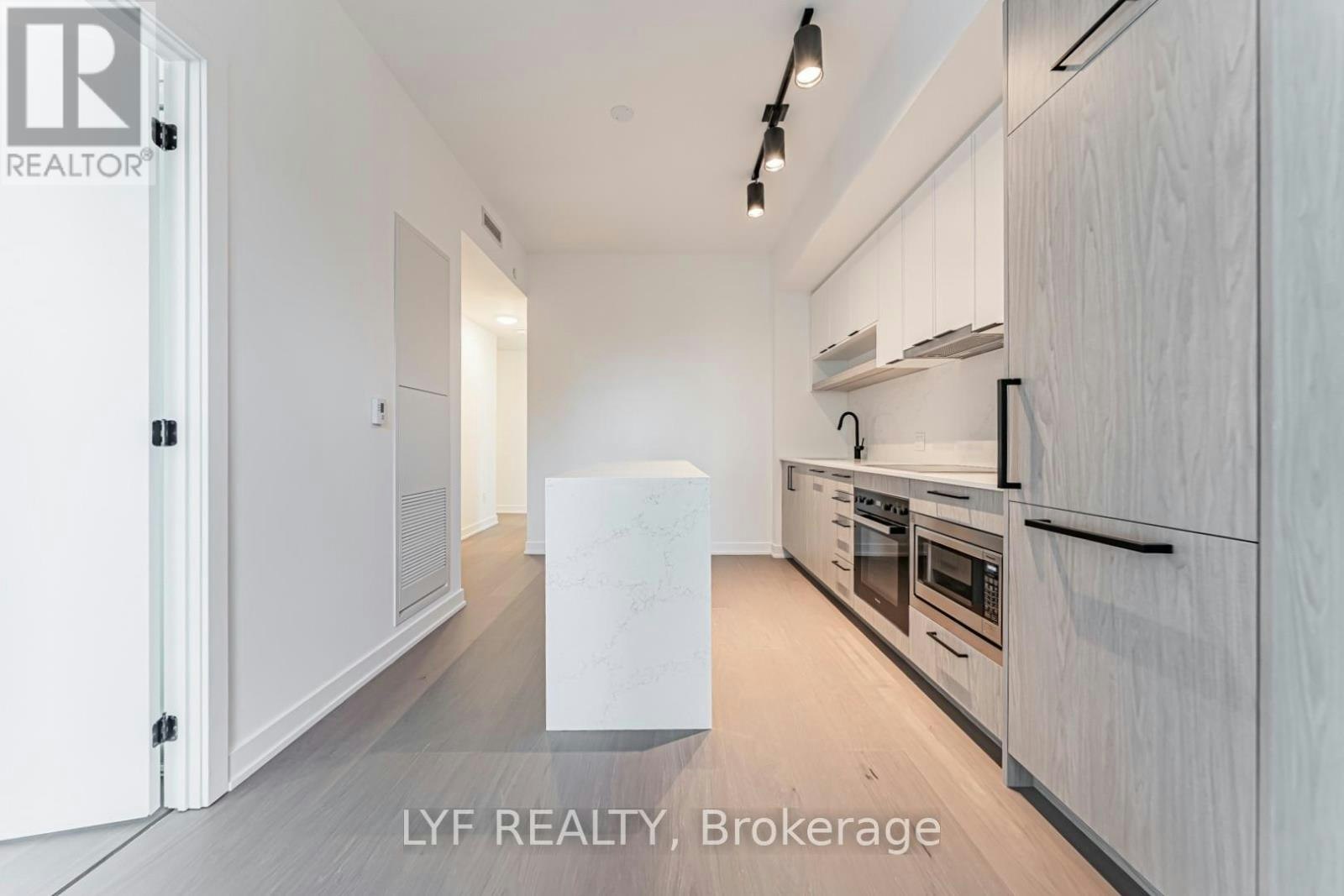826-91 Montclair Avenue, Toronto, ON, M5P 0B1 - 7