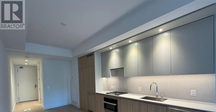 2212-11 Yorkville Avenue, Toronto, ON, M4W 1L2 - 12