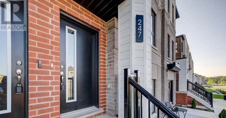 247 Burke Street, Hamilton, ON, L8B 2A9 - 4