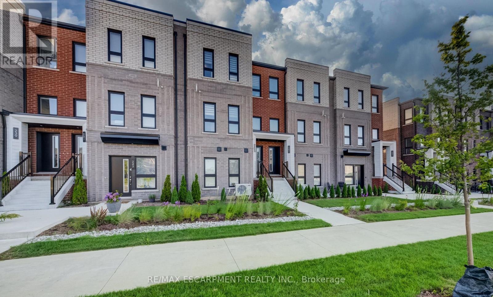 247 Burke Street, Hamilton, ON, L8B 2A9 - 2