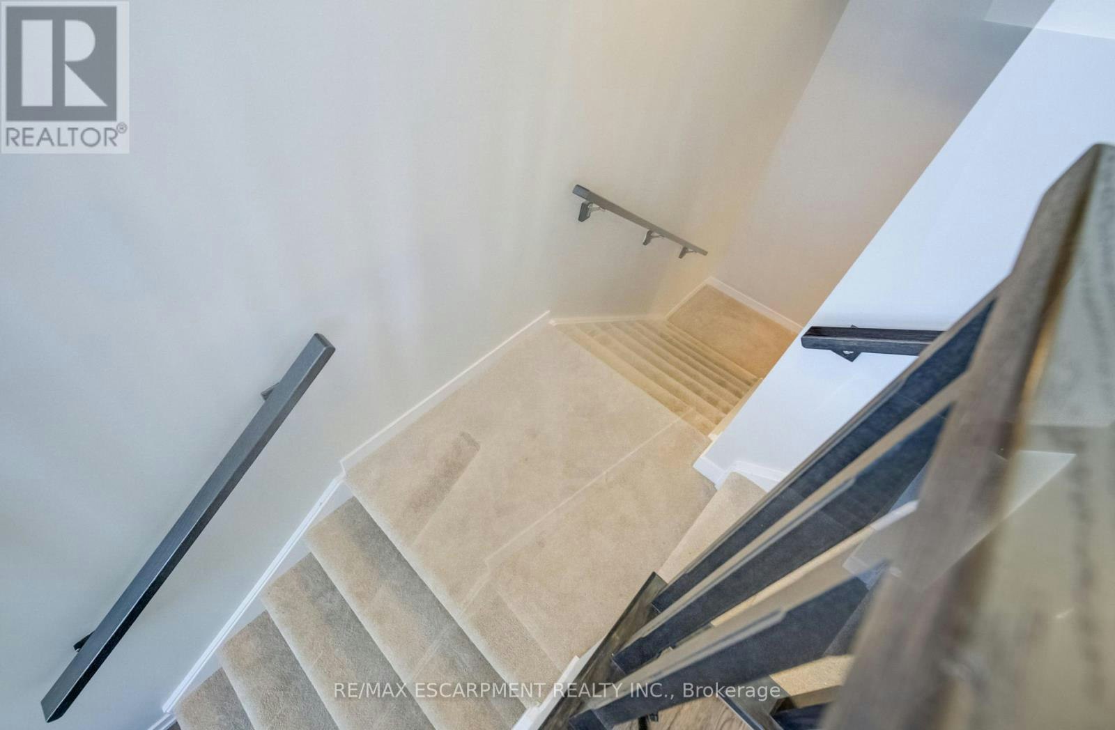 247 Burke Street, Hamilton, ON, L8B 2A9 - 9