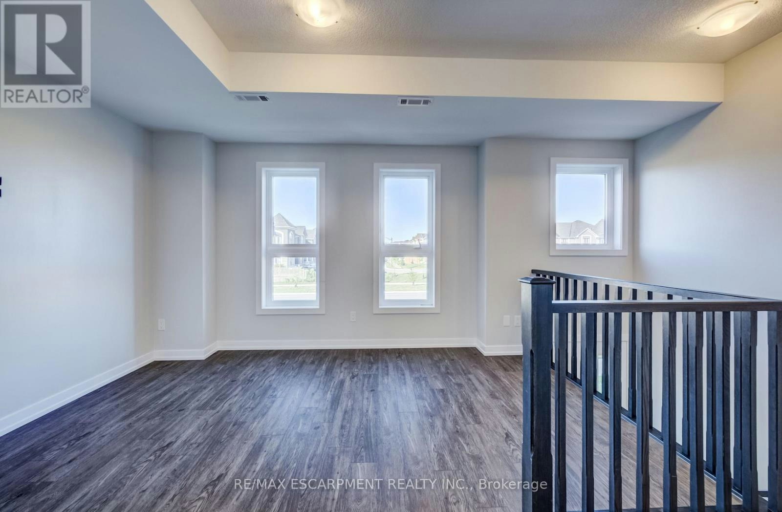 247 Burke Street, Hamilton, ON, L8B 2A9 - 6
