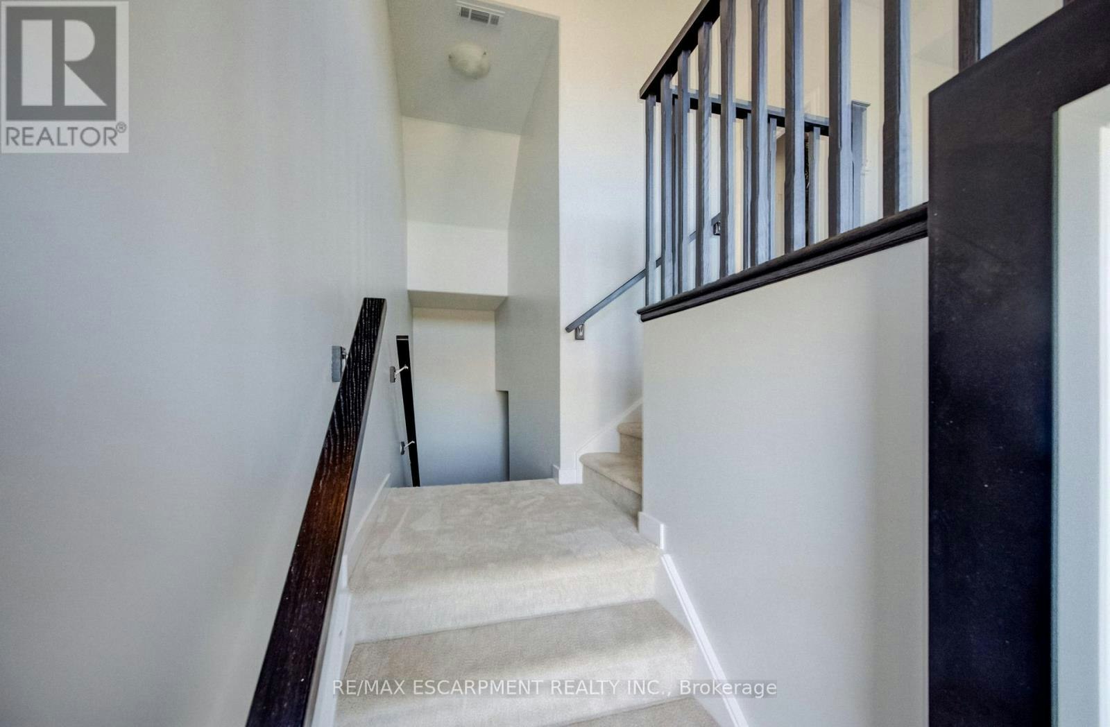 247 Burke Street, Hamilton, ON, L8B 2A9 - 5