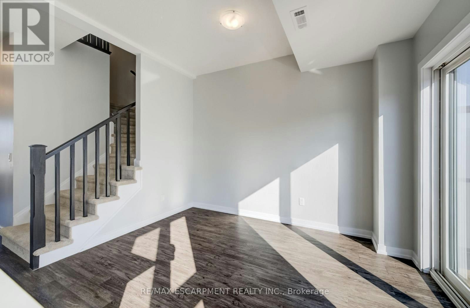 247 Burke Street, Hamilton, ON, L8B 2A9 - 18