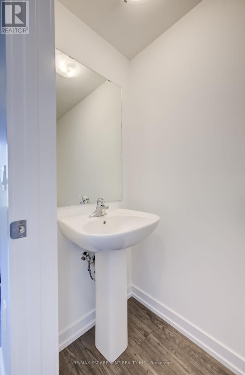 247 Burke Street, Hamilton, ON, L8B 2A9 - 10