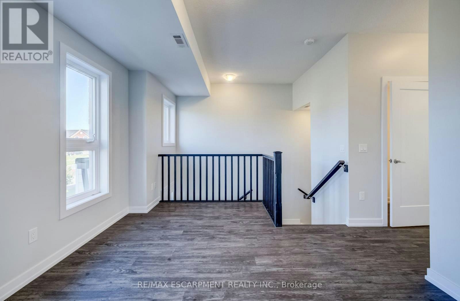 247 Burke Street, Hamilton, ON, L8B 2A9 - 7