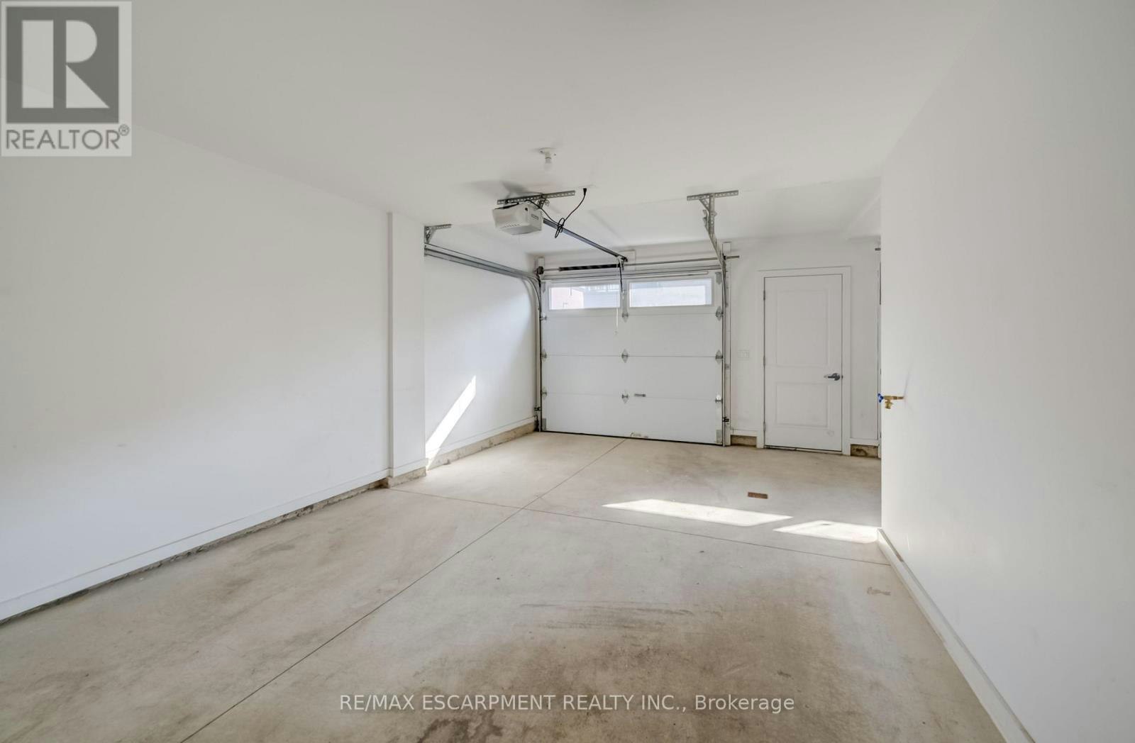 247 Burke Street, Hamilton, ON, L8B 2A9 - 34