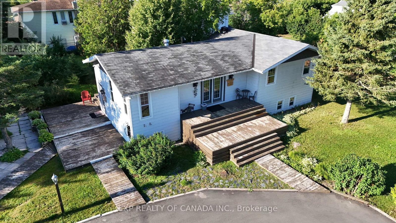 34 Seventh Street W, Cochrane, ON, P0L 1C0