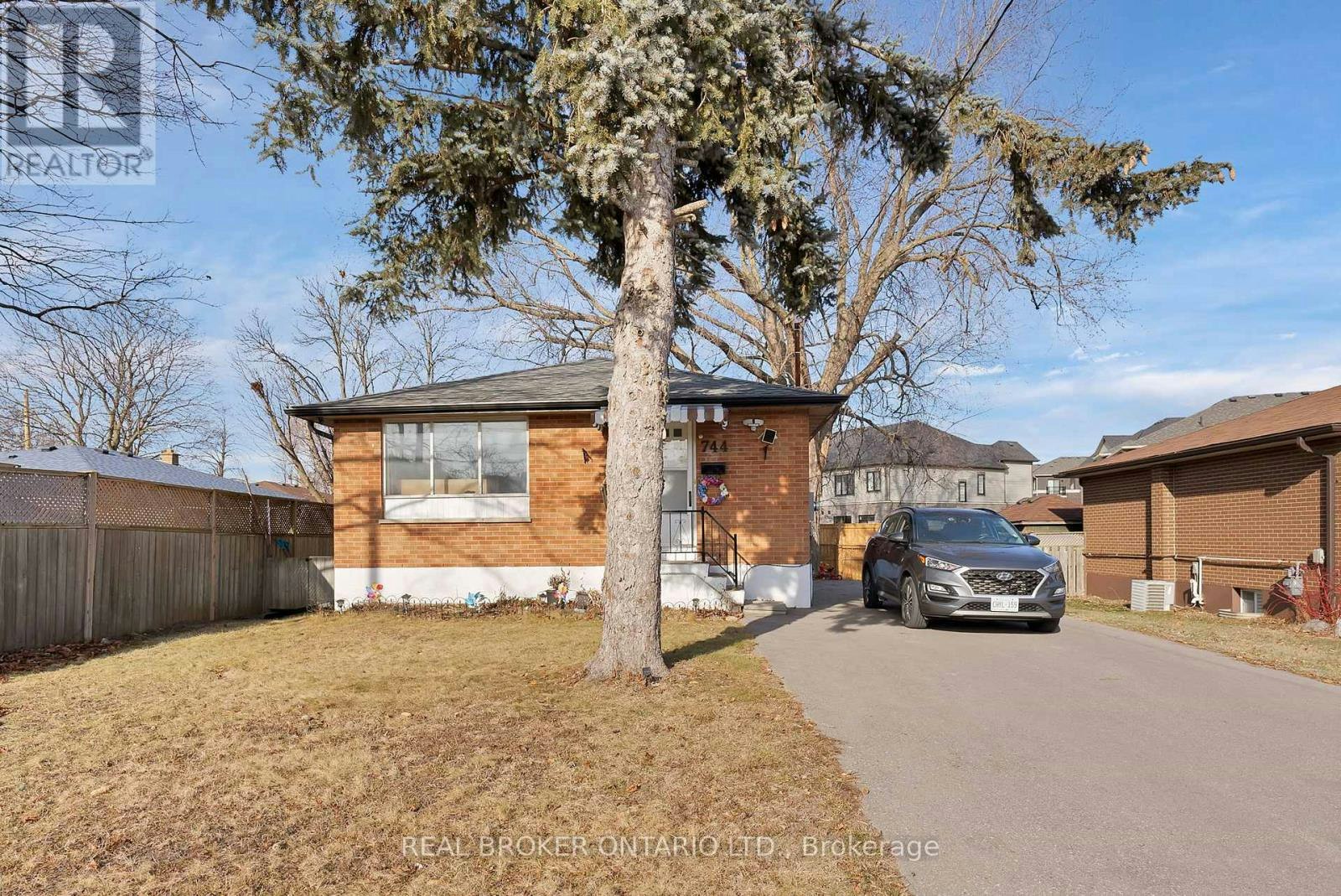 BSMT-744 Olive Avenue, Oshawa, ON, L1H 2S3 - 27
