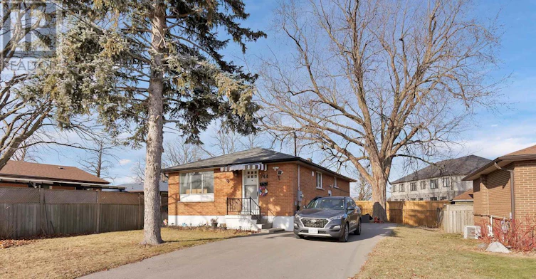 BSMT-744 Olive Avenue, Oshawa, ON, L1H 2S3