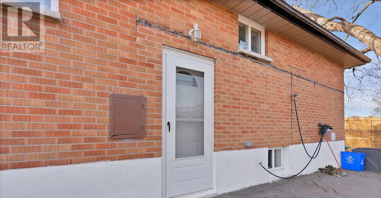 BSMT-744 Olive Avenue, Oshawa, ON, L1H 2S3 - 2