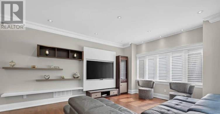 3 Donnybrook Lane, Toronto, ON, M9A 2V2 - 14