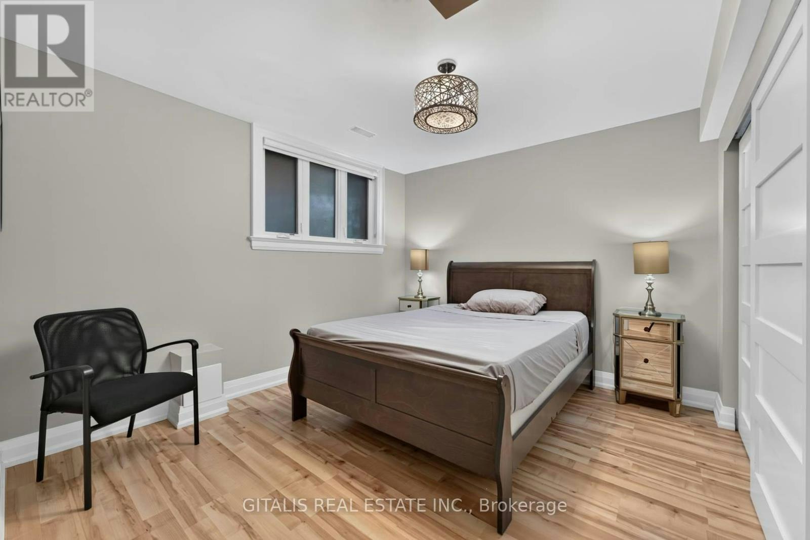 3 Donnybrook Lane, Toronto, ON, M9A 2V2 - 37