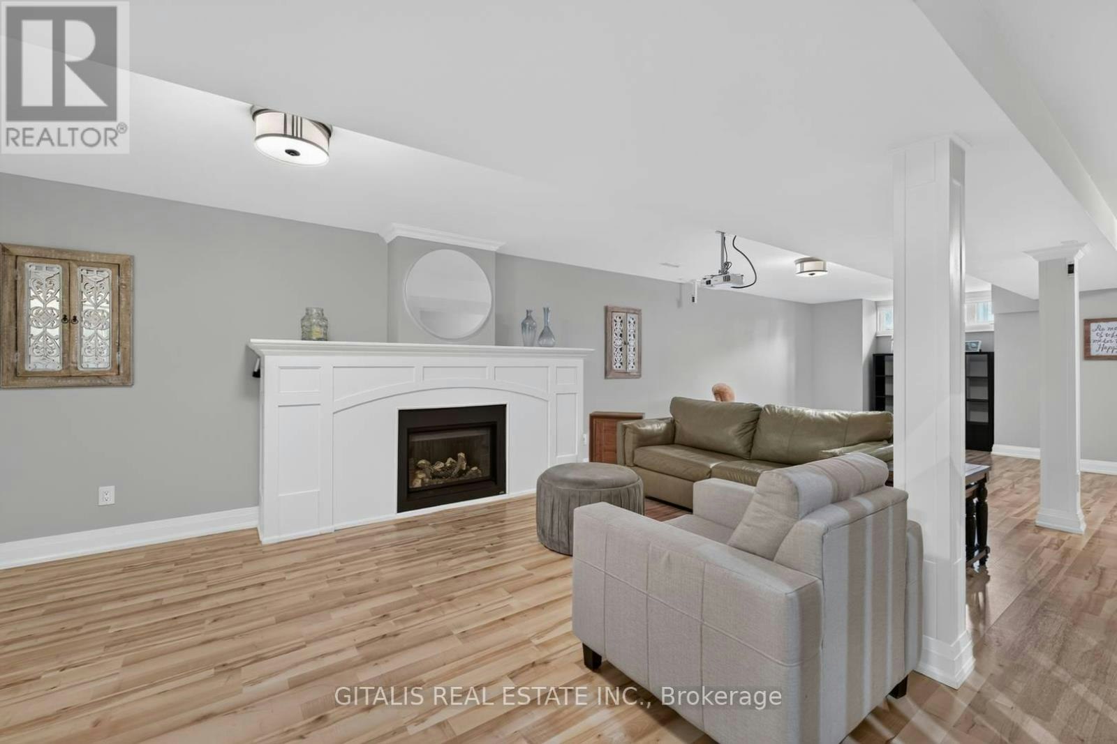 3 Donnybrook Lane, Toronto, ON, M9A 2V2 - 35