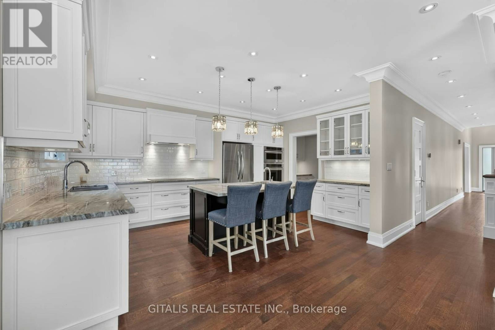 3 Donnybrook Lane, Toronto, ON, M9A 2V2 - 10