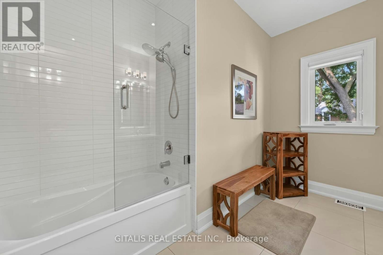 3 Donnybrook Lane, Toronto, ON, M9A 2V2 - 19