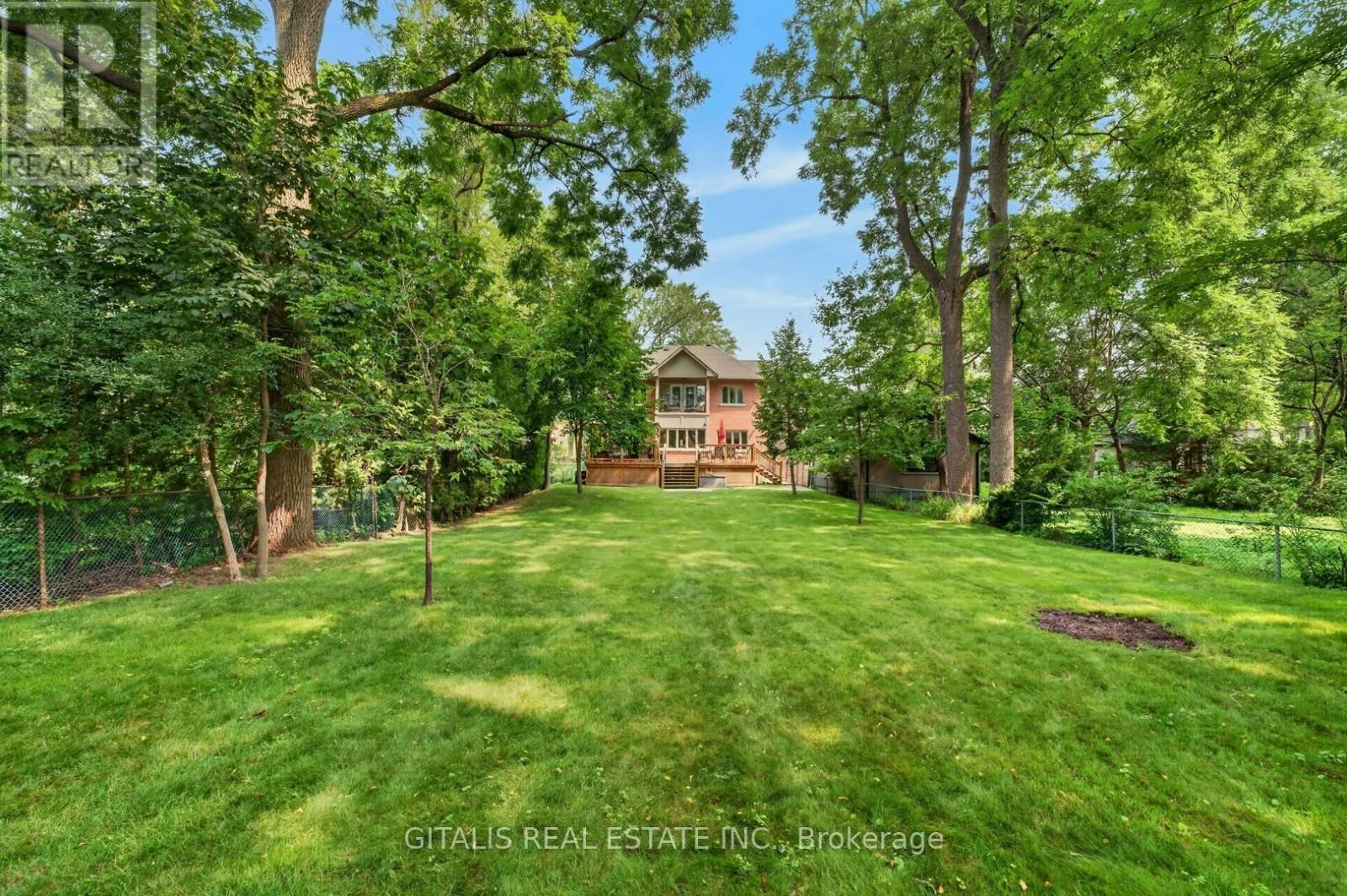 3 Donnybrook Lane, Toronto, ON, M9A 2V2 - 45